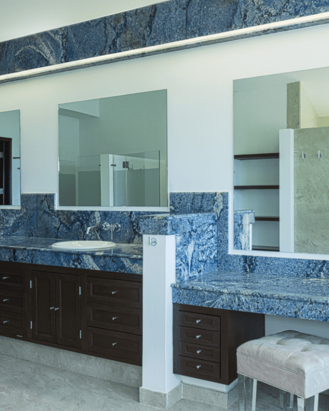 Bathroom master suite